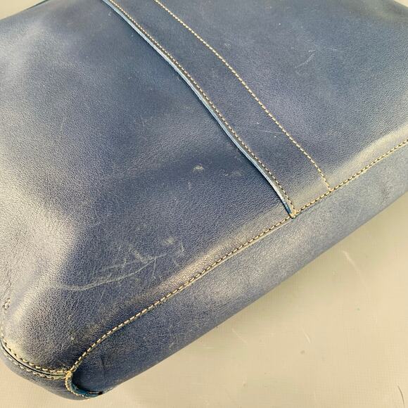 COACH Vintage Blue Contrast Stitch Leather Crossbody Handbag - Picture 5 of 9